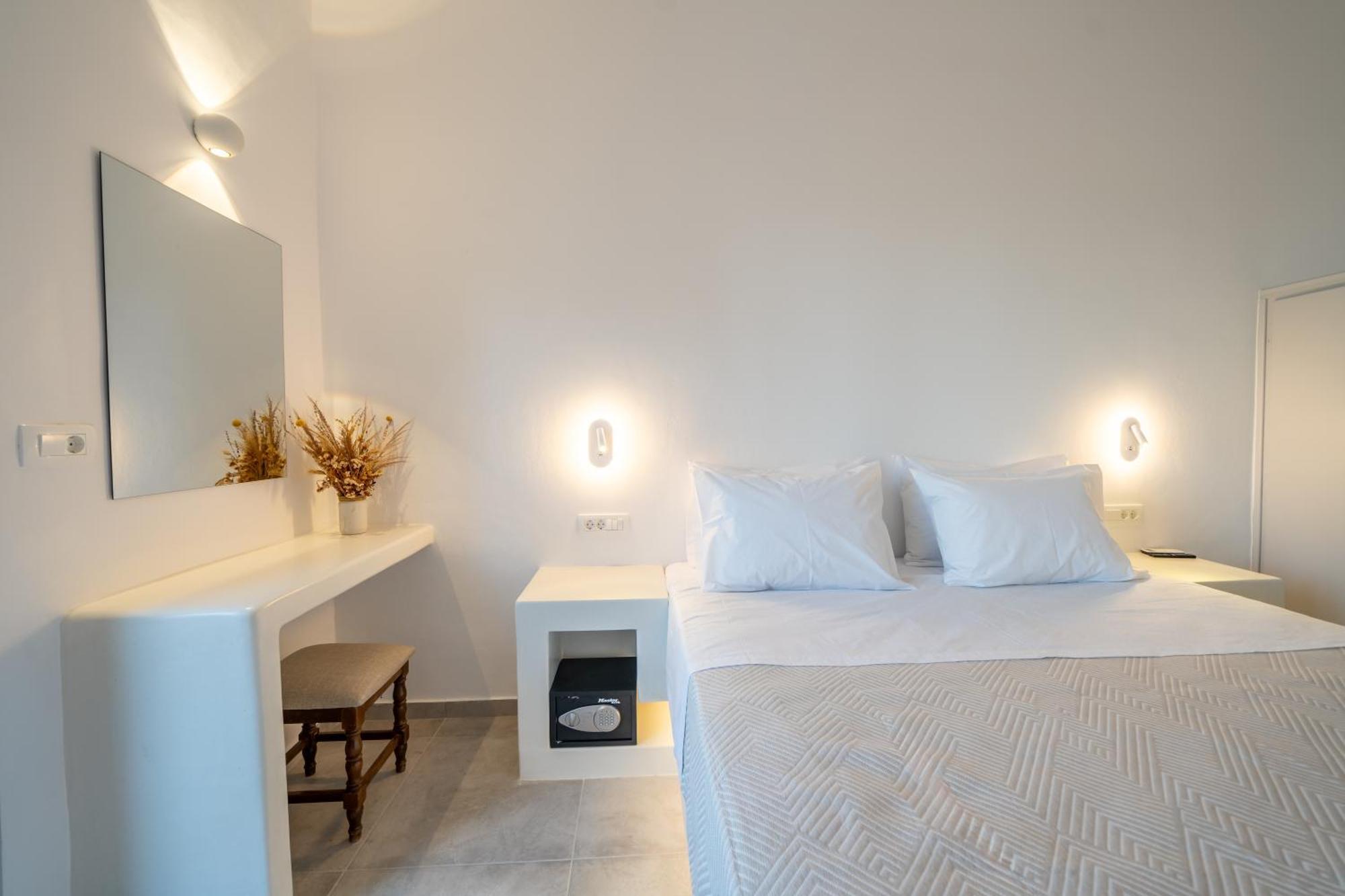 Alaya Suites 피르고스 외부 사진
